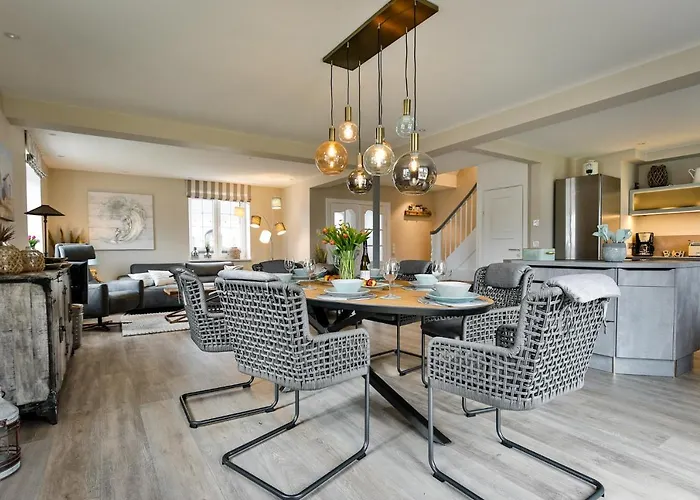 Stjerna Hues * Hörnum